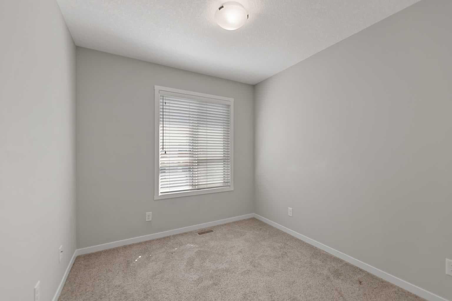209 Harvest Hills Common NE