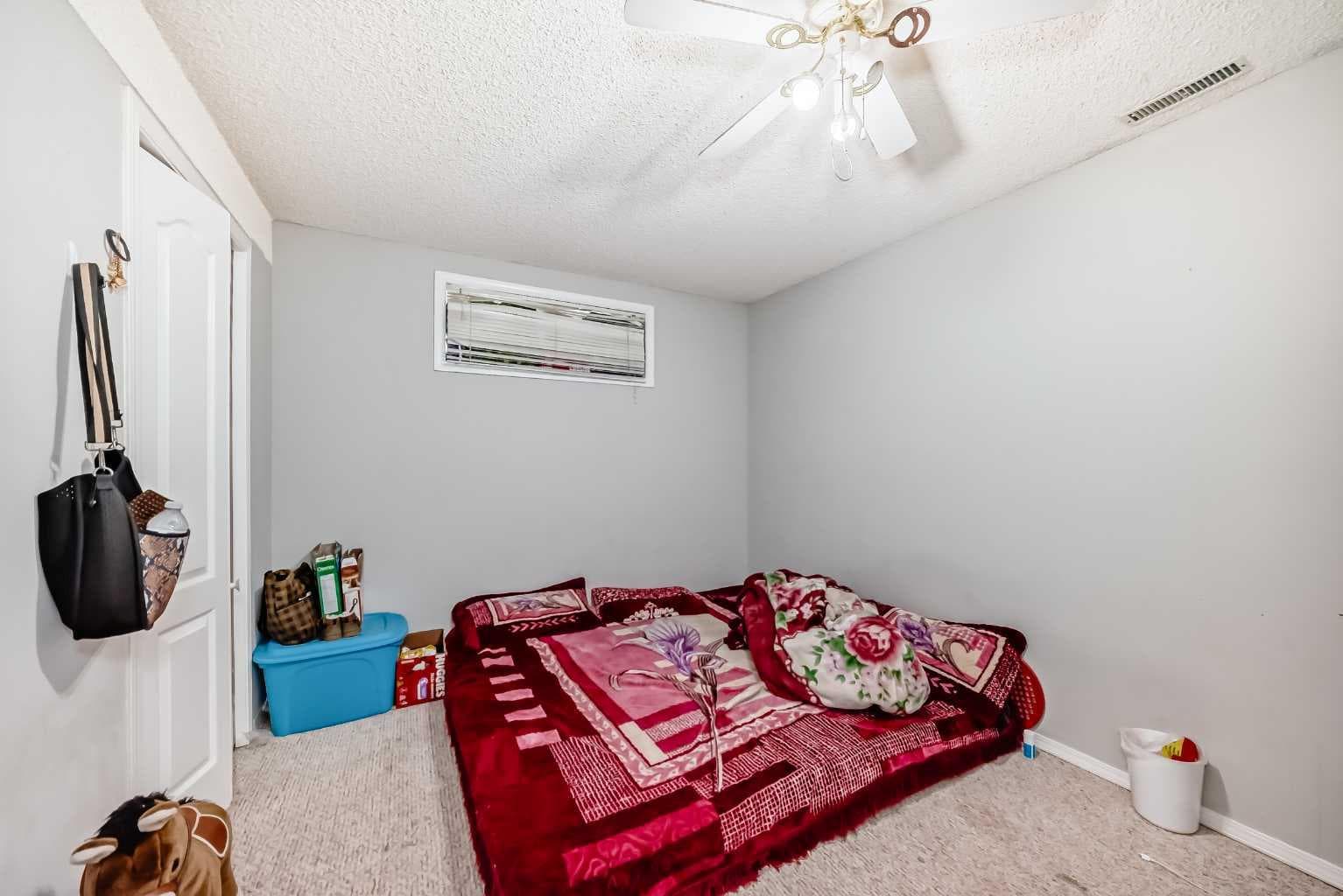 111 Martin Crossing Close NE