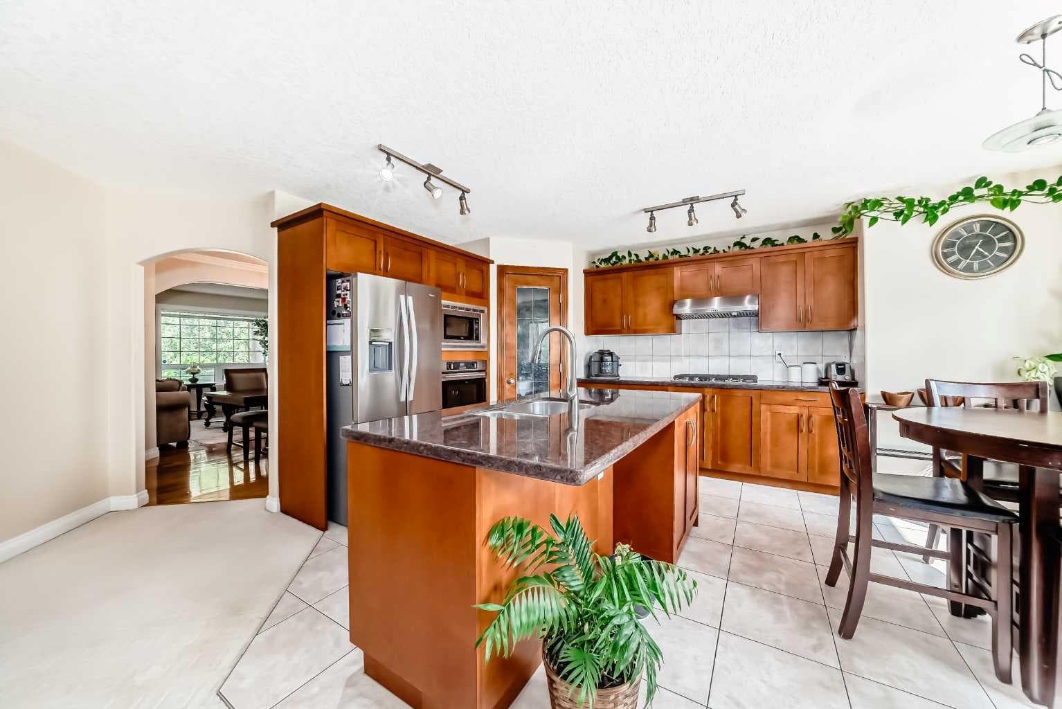146 Scenic View Close 