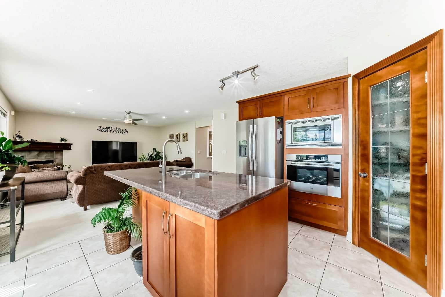146 Scenic View Close 