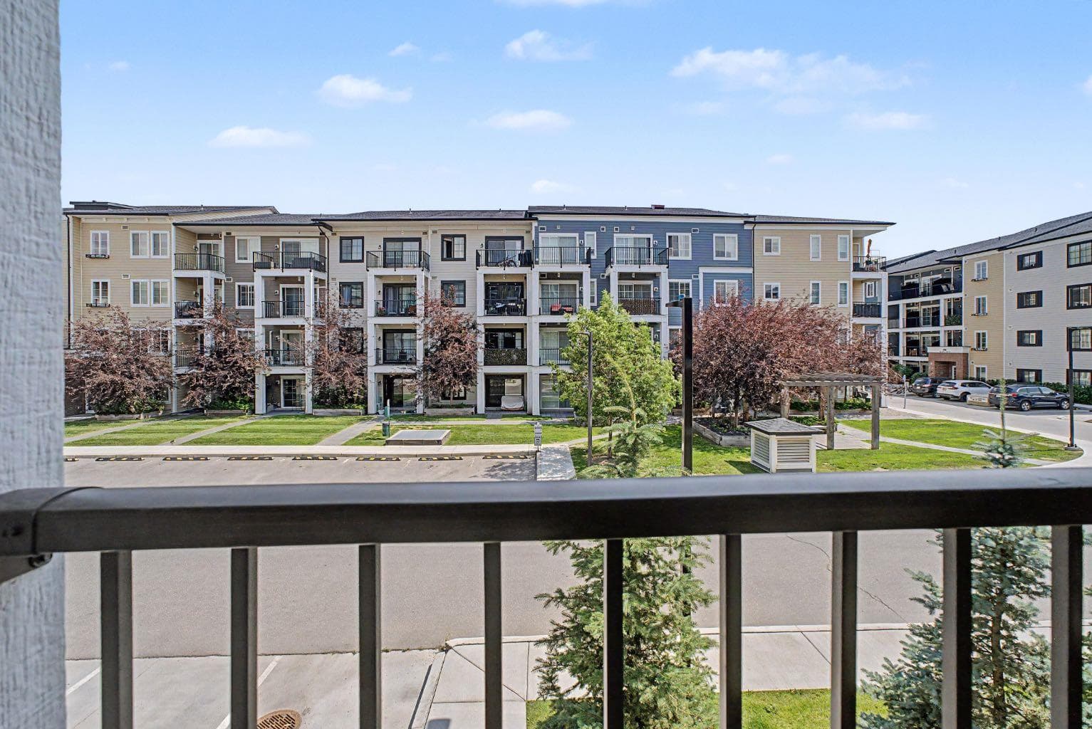 5212, 151 Legacy Main Street SE