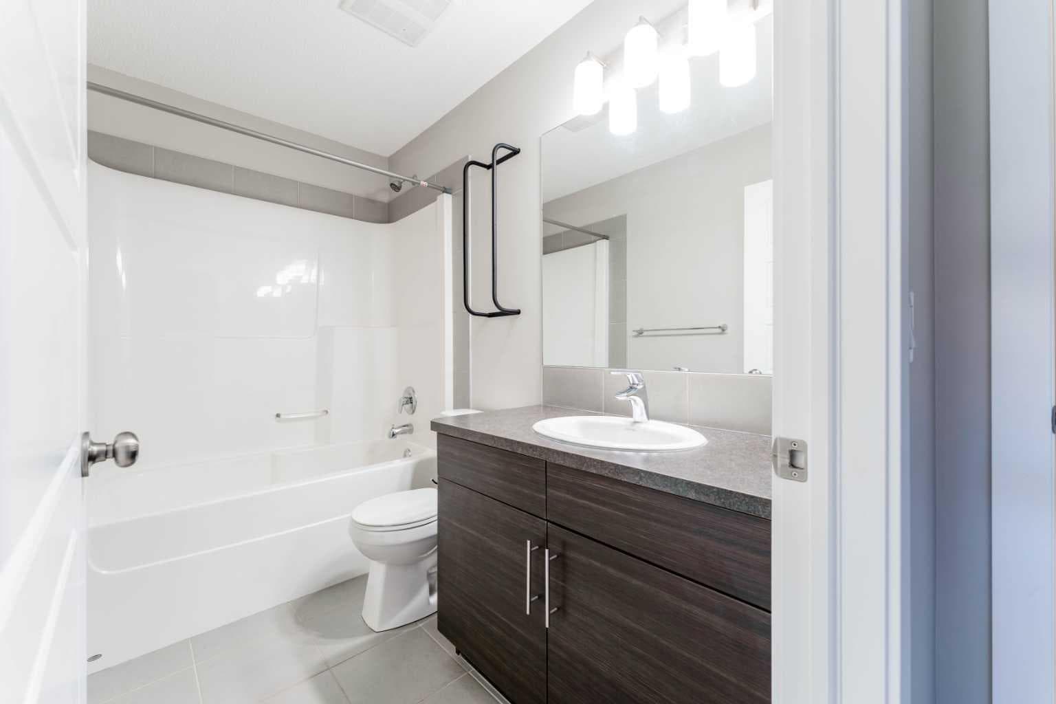 349, 130 New Brighton Way SE