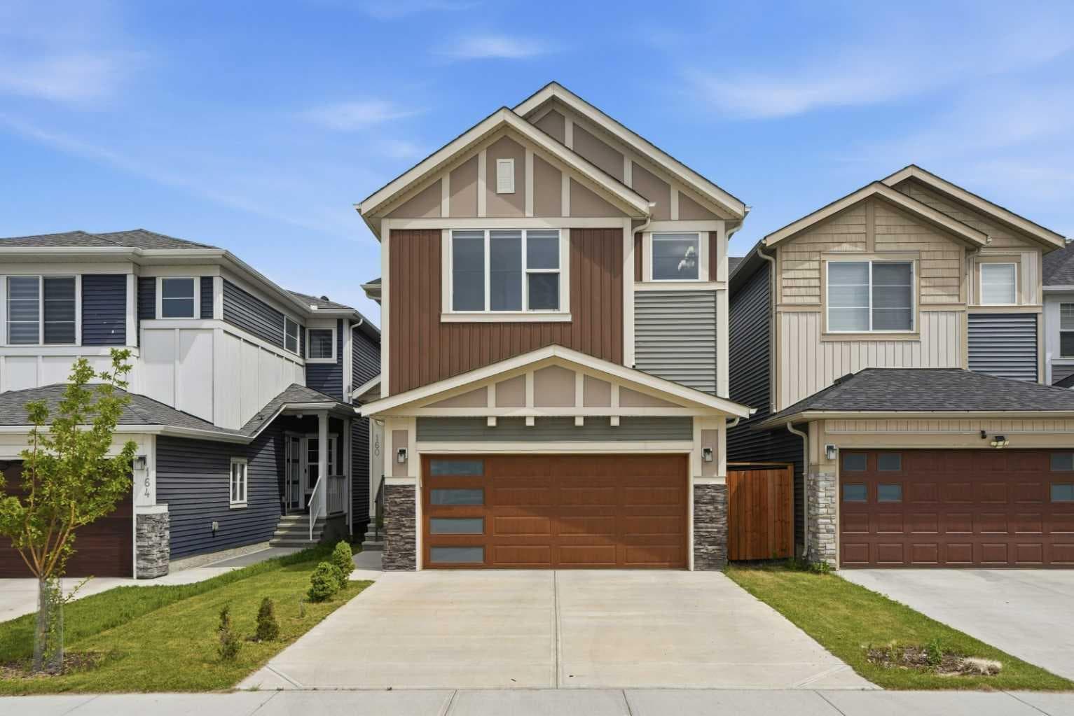160 Homestead Grove NE