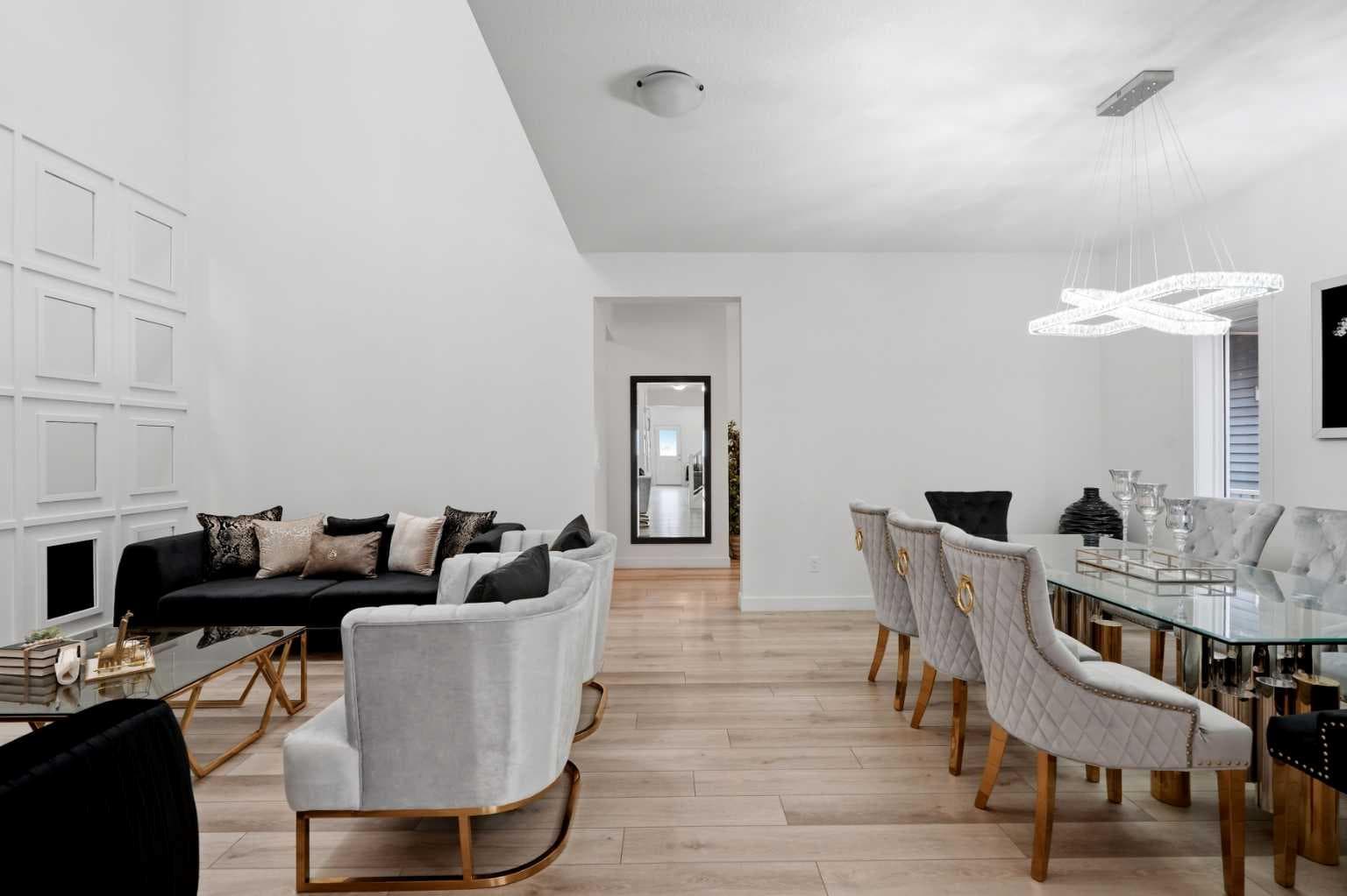 160 Homestead Grove NE