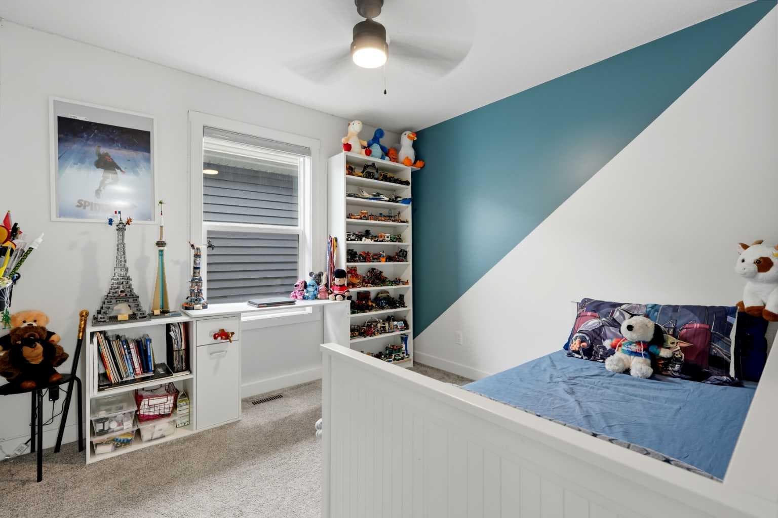 160 Homestead Grove NE