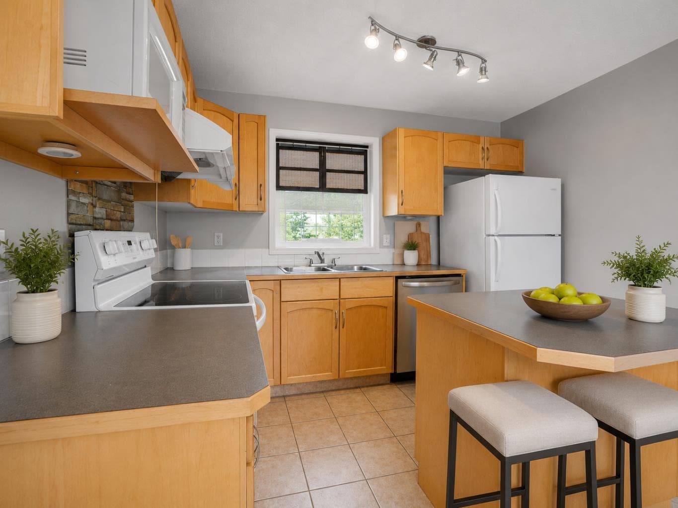 159 Hidden Creek Cove NW