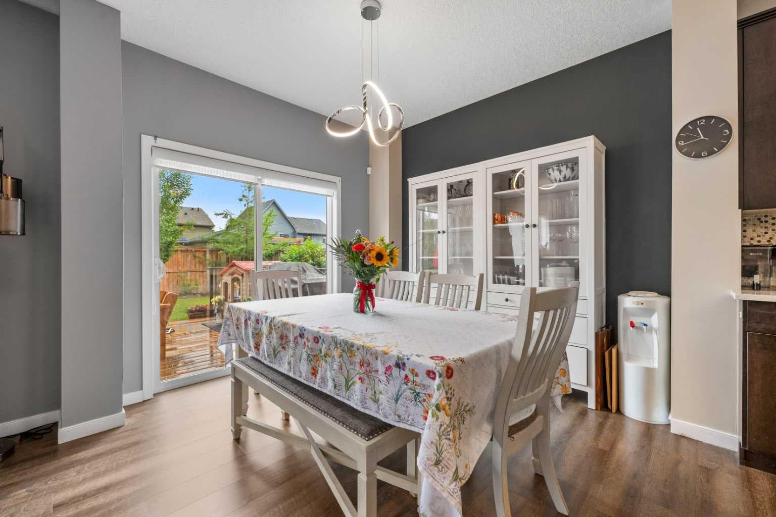 26 Walden Court SE