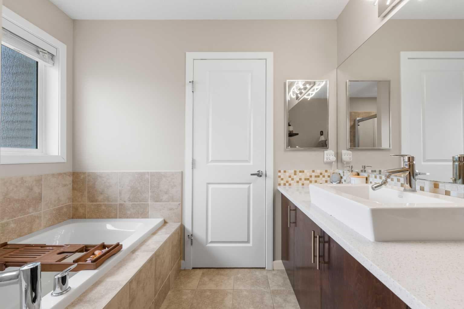 26 Walden Court SE