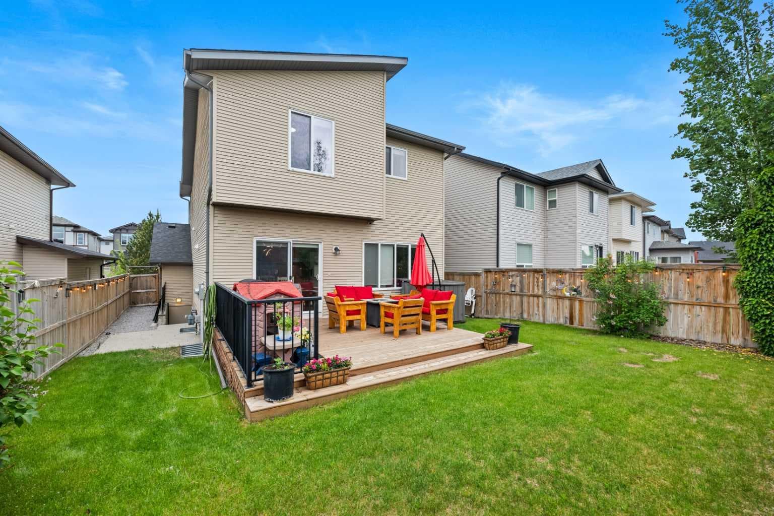 26 Walden Court SE
