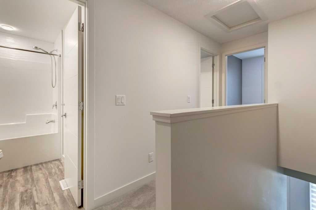 3105, 100 Walgrove Court SE