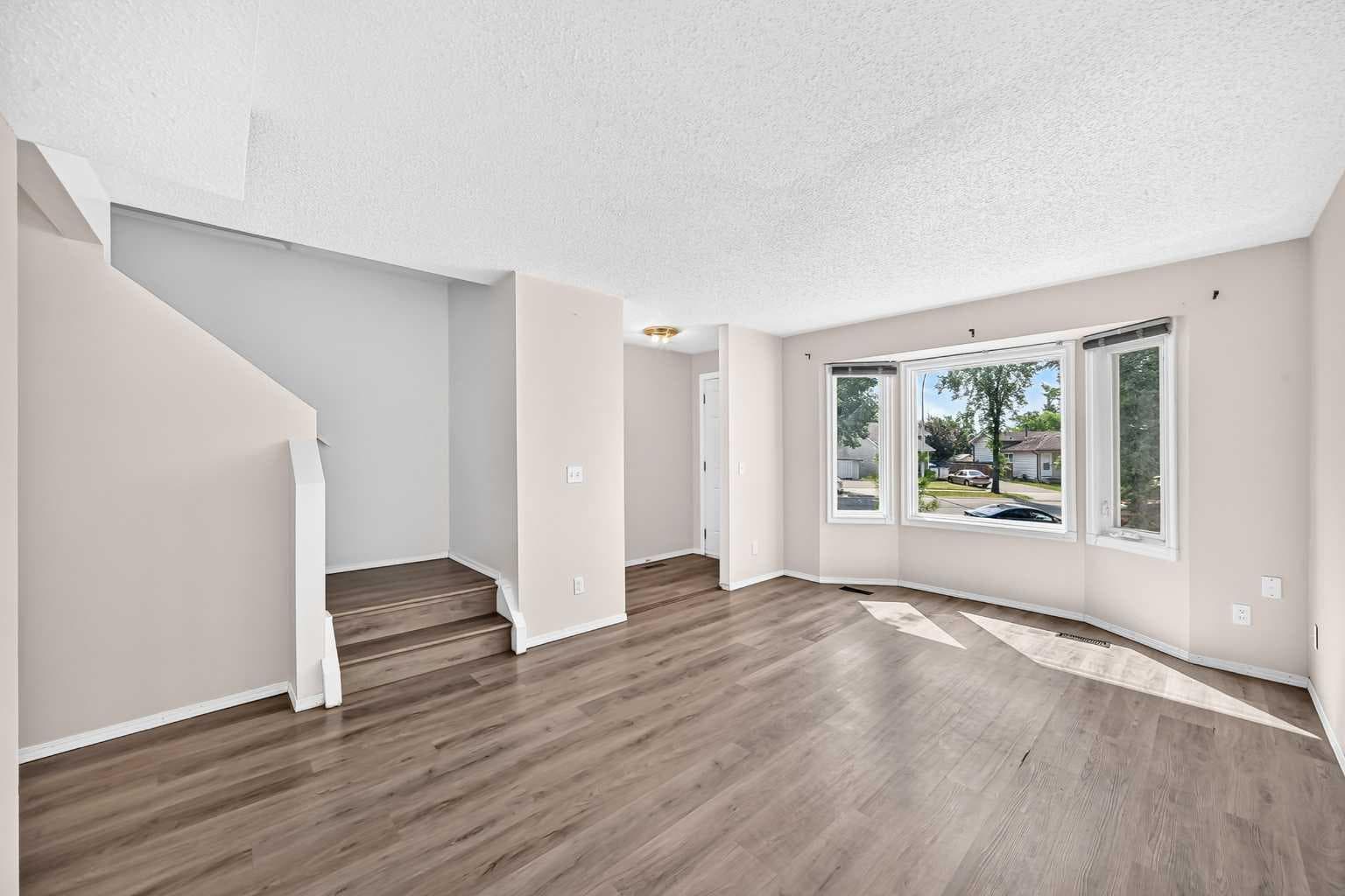 11 Falshire Terrace NE