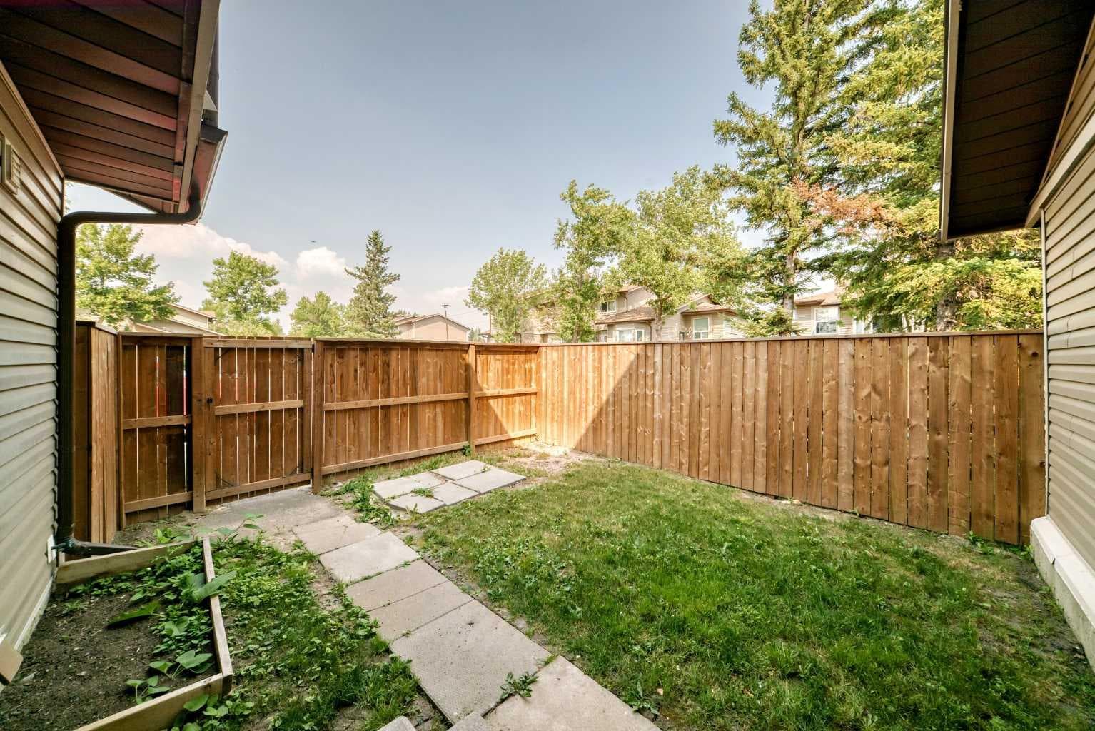 11 Falshire Terrace NE