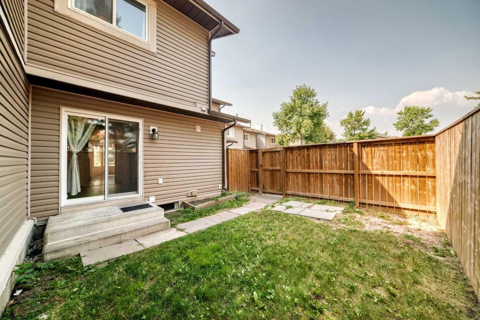 11 Falshire Terrace NE