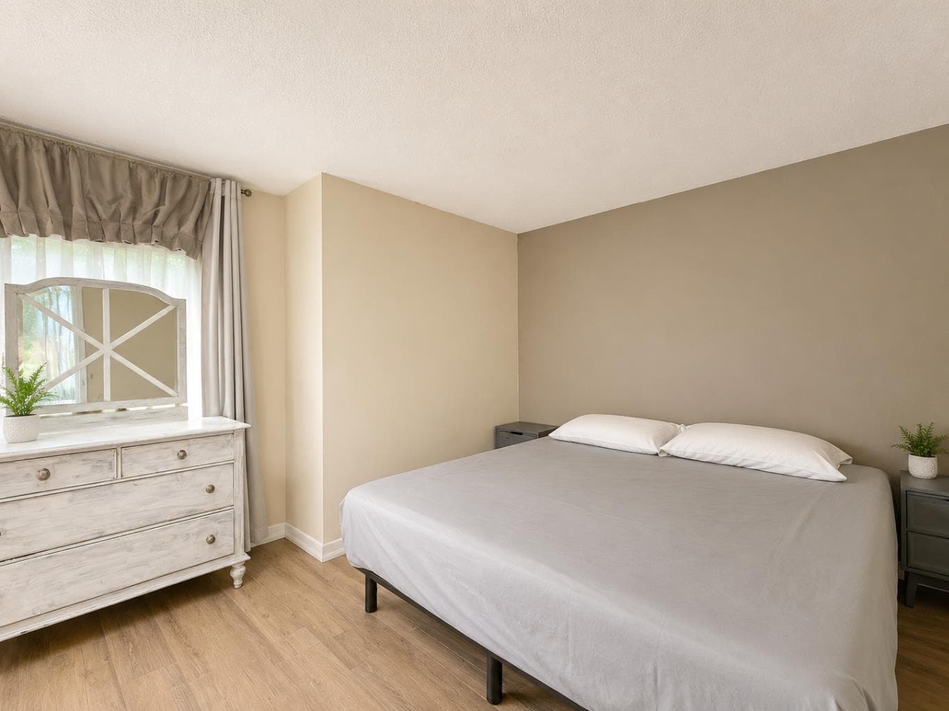 90, 999 Canyon Meadows Drive SW