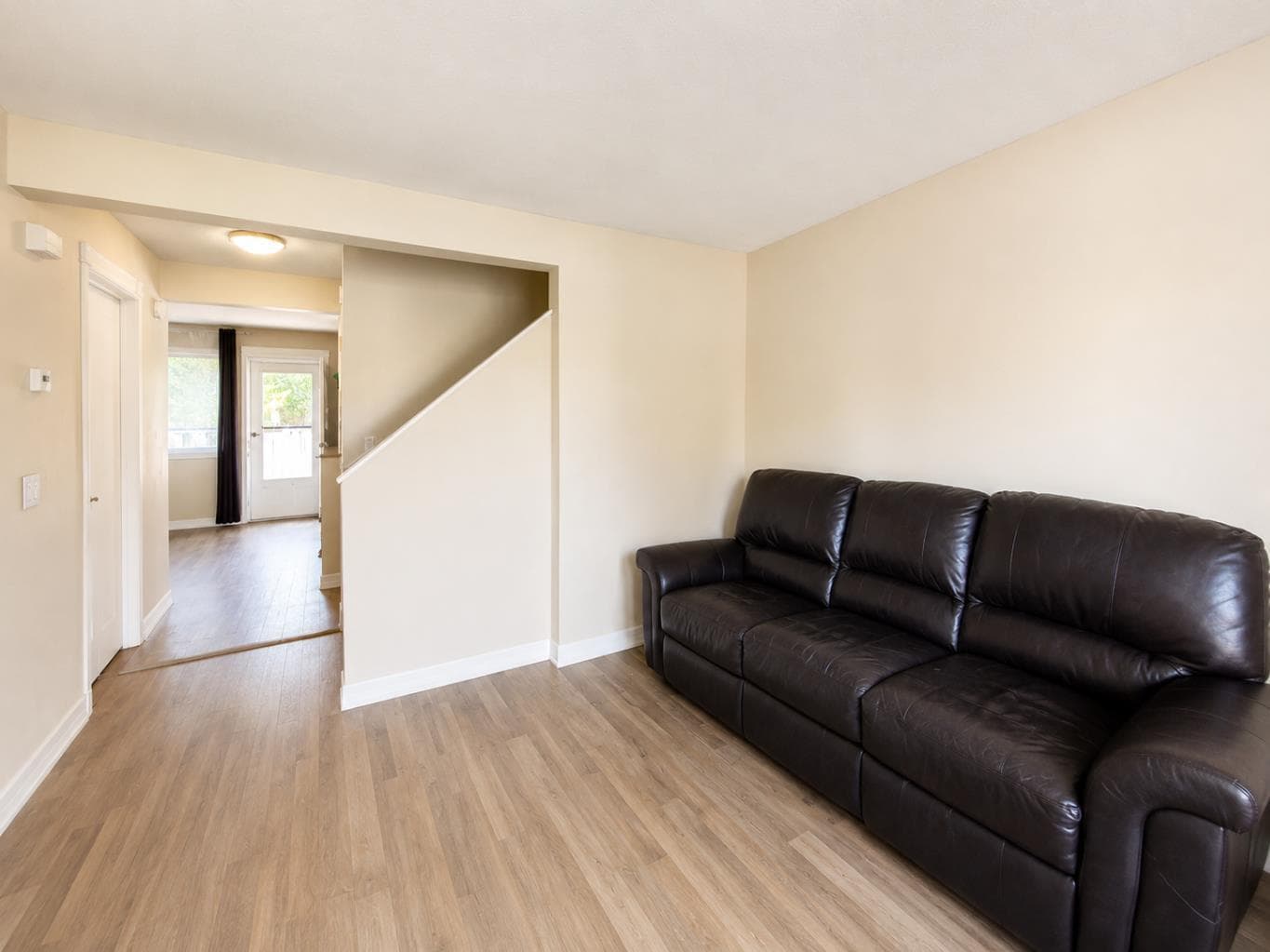 90, 999 Canyon Meadows Drive SW