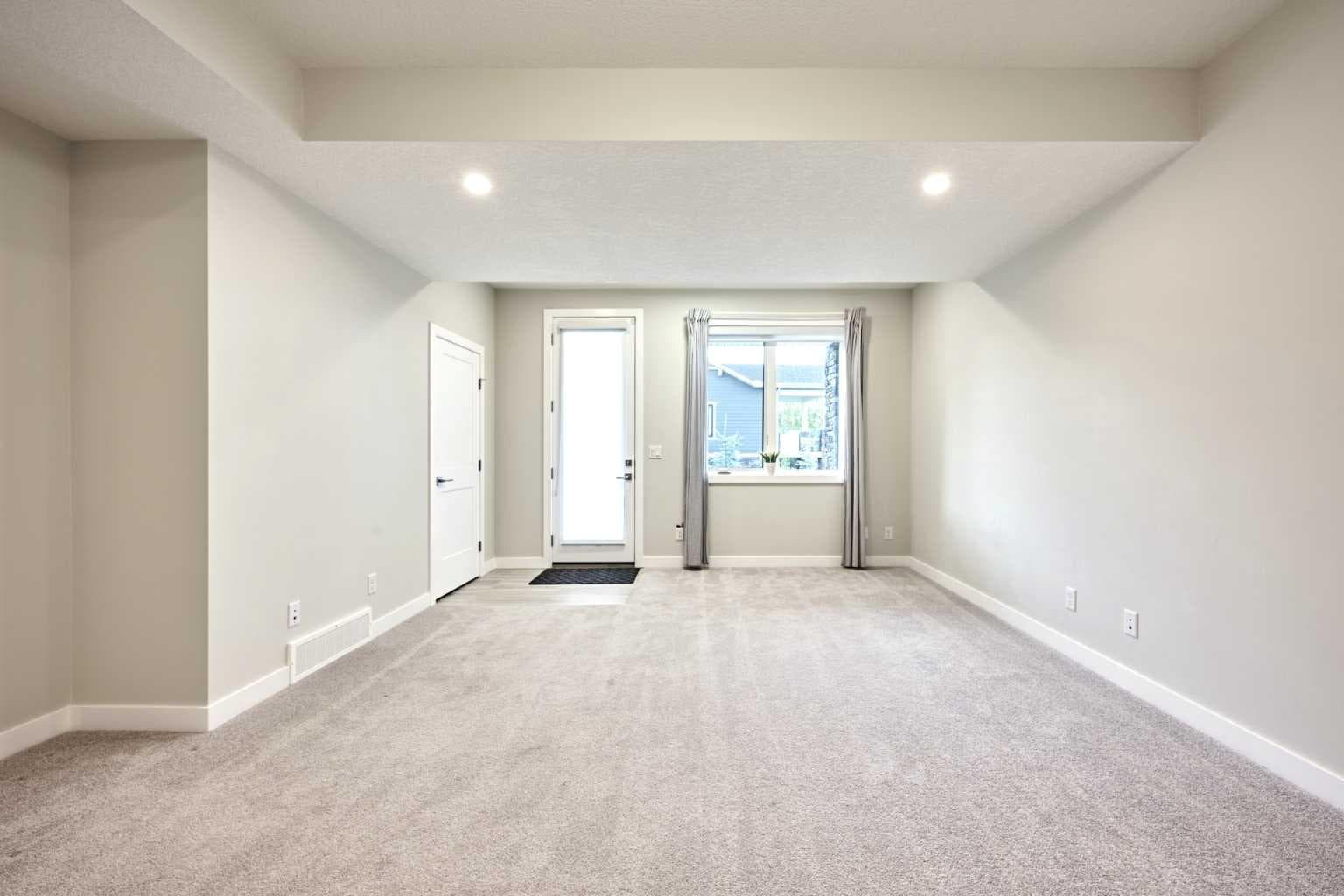 102 Crestridge Common SW