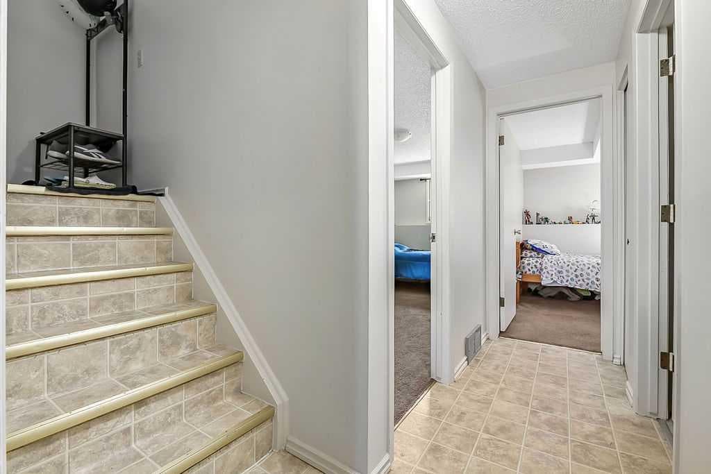 124 Bergen Road NW
