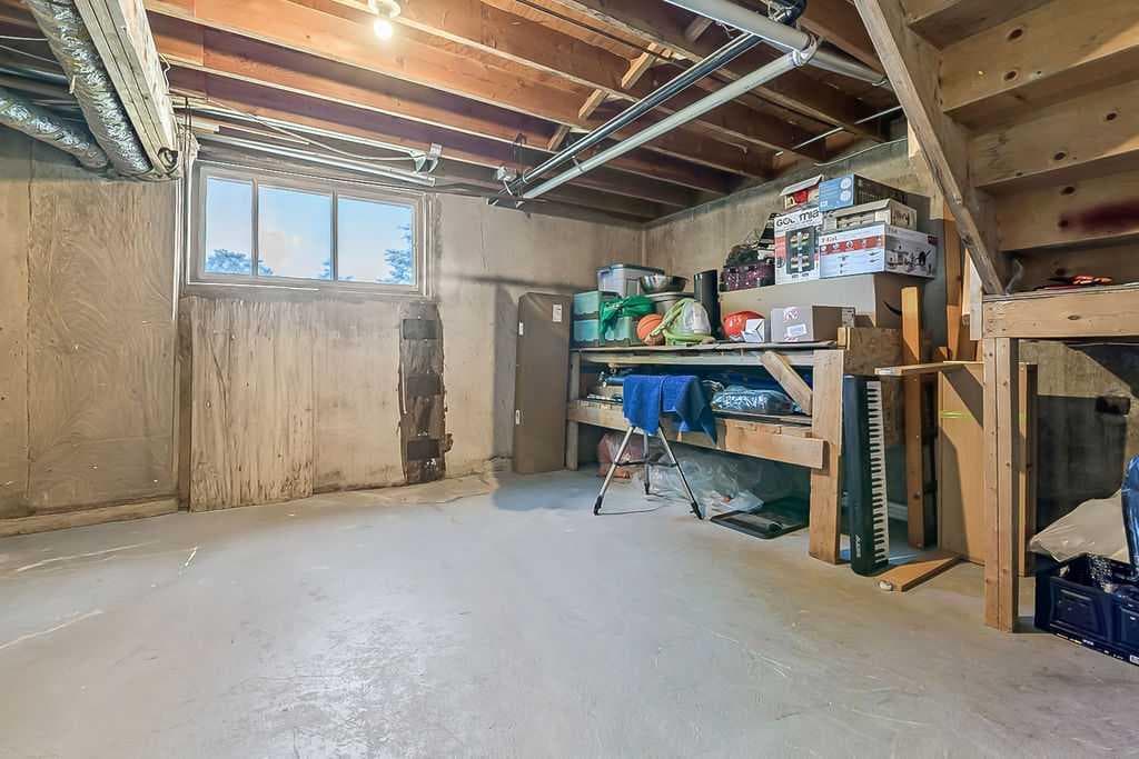 124 Bergen Road NW