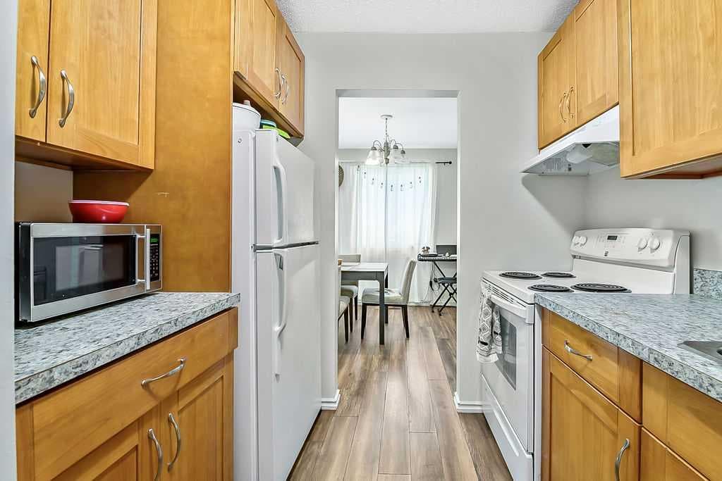 124 Bergen Road NW