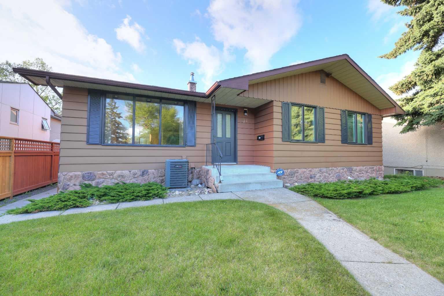 31 Rosery Drive NW