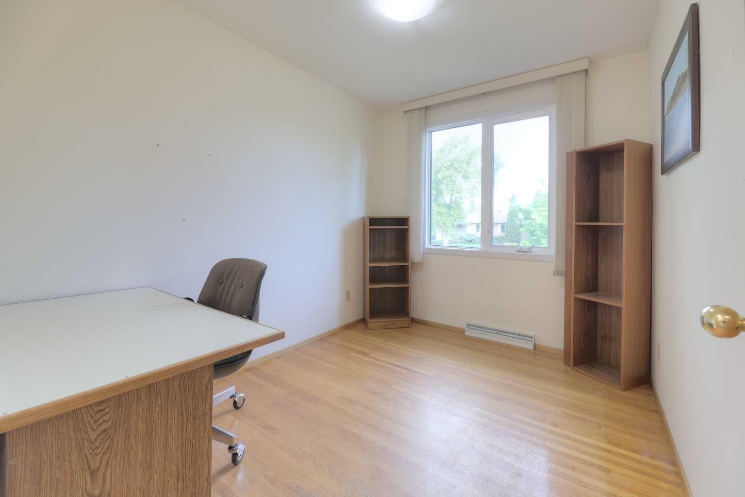 31 Rosery Drive NW