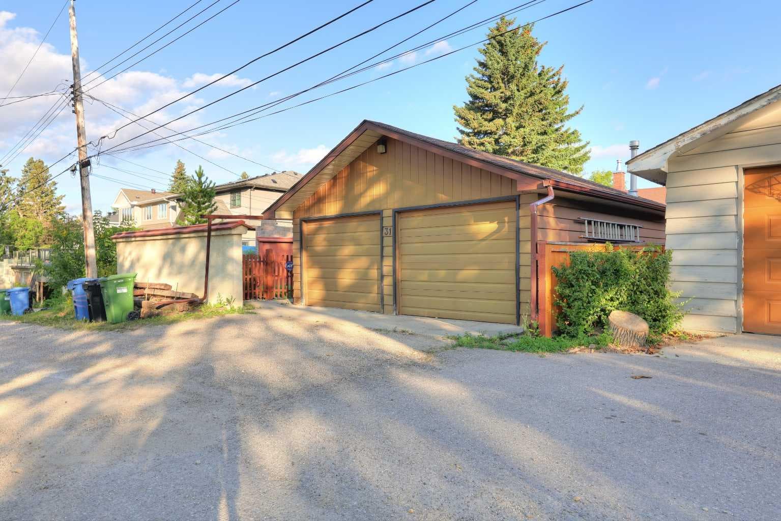 31 Rosery Drive NW