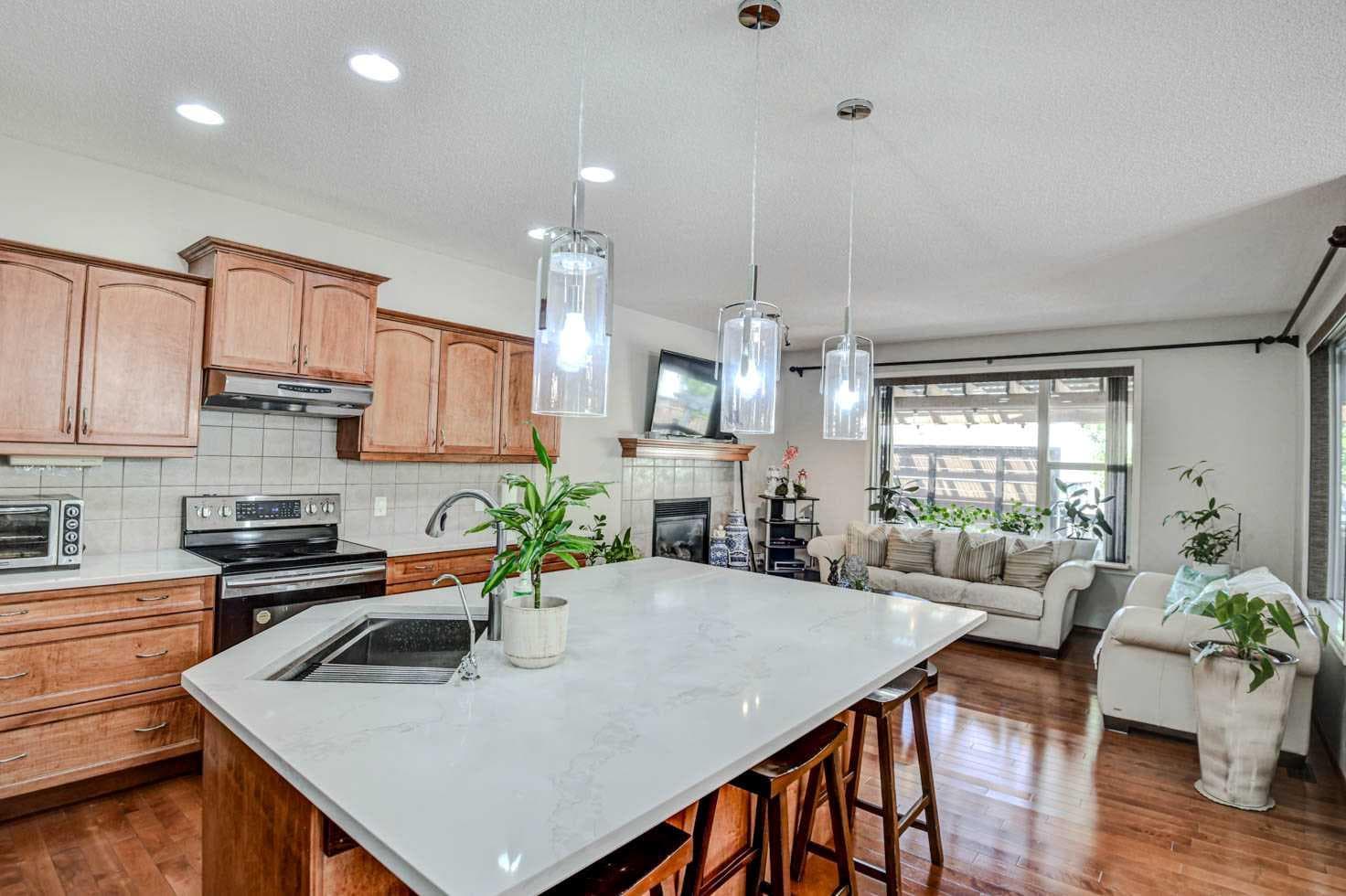 225 Chapala Drive SE