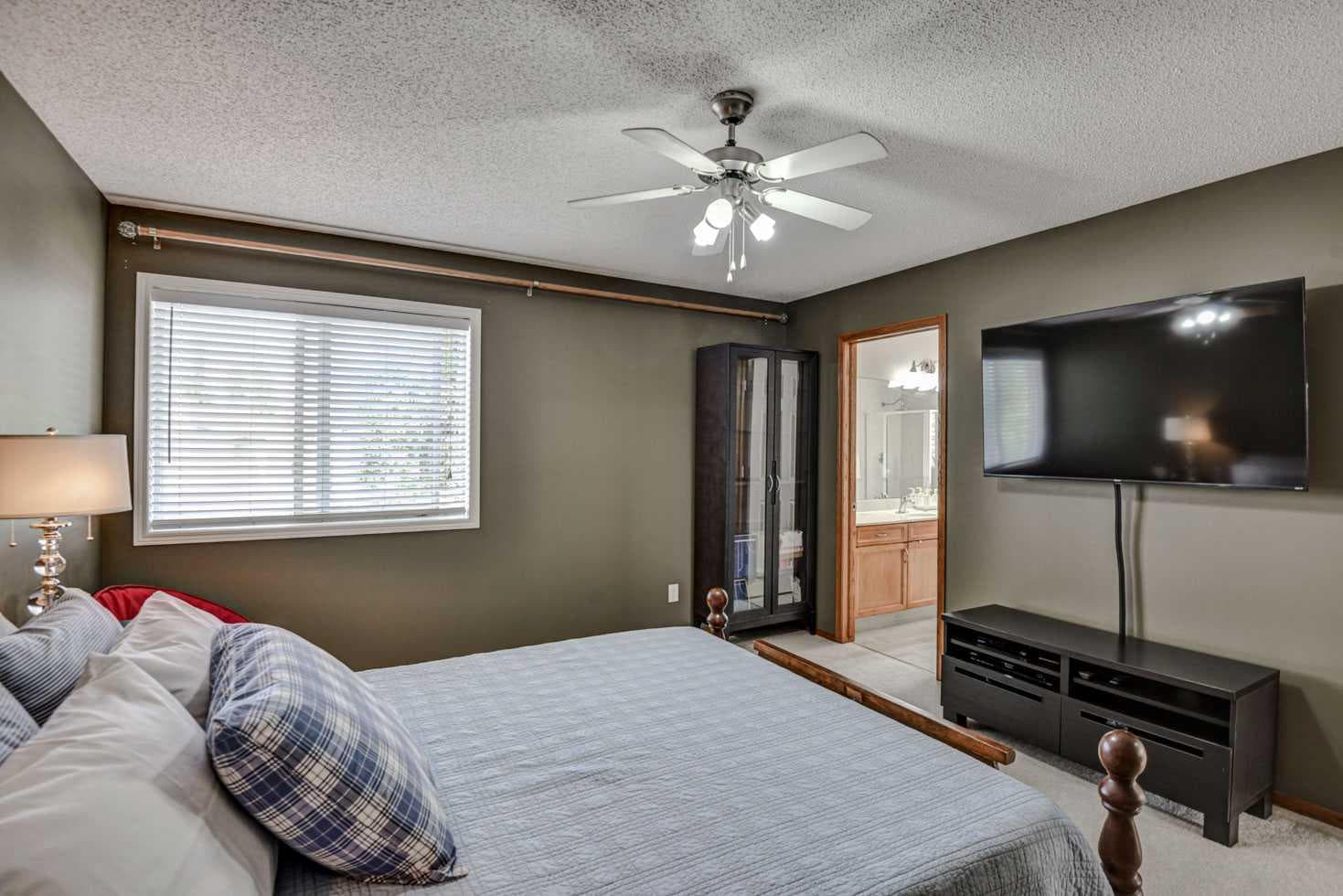 225 Chapala Drive SE