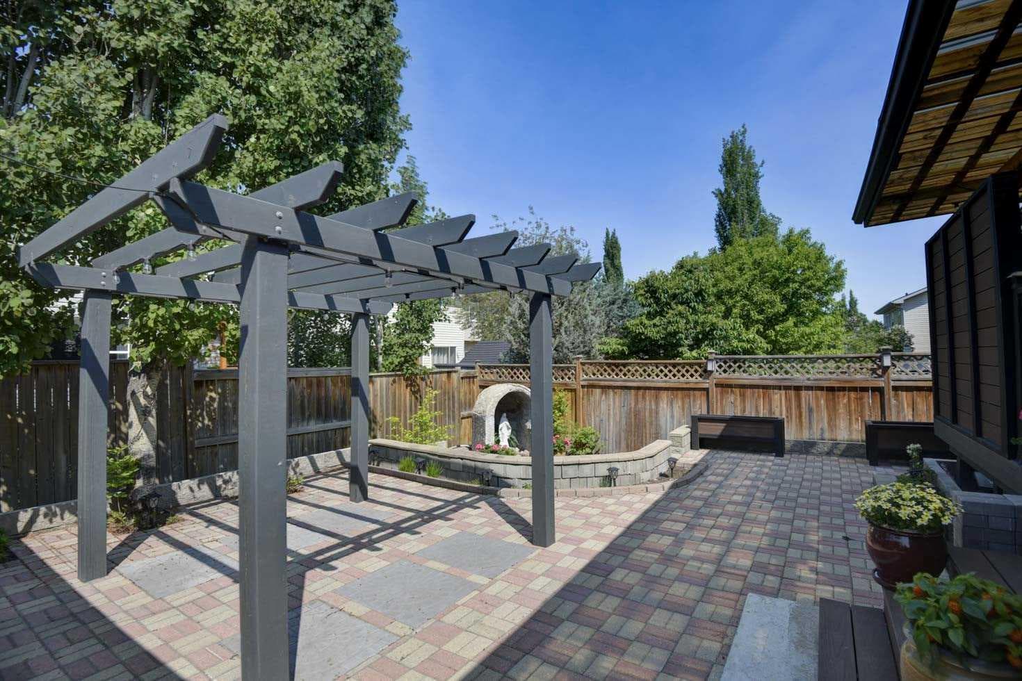 225 Chapala Drive SE