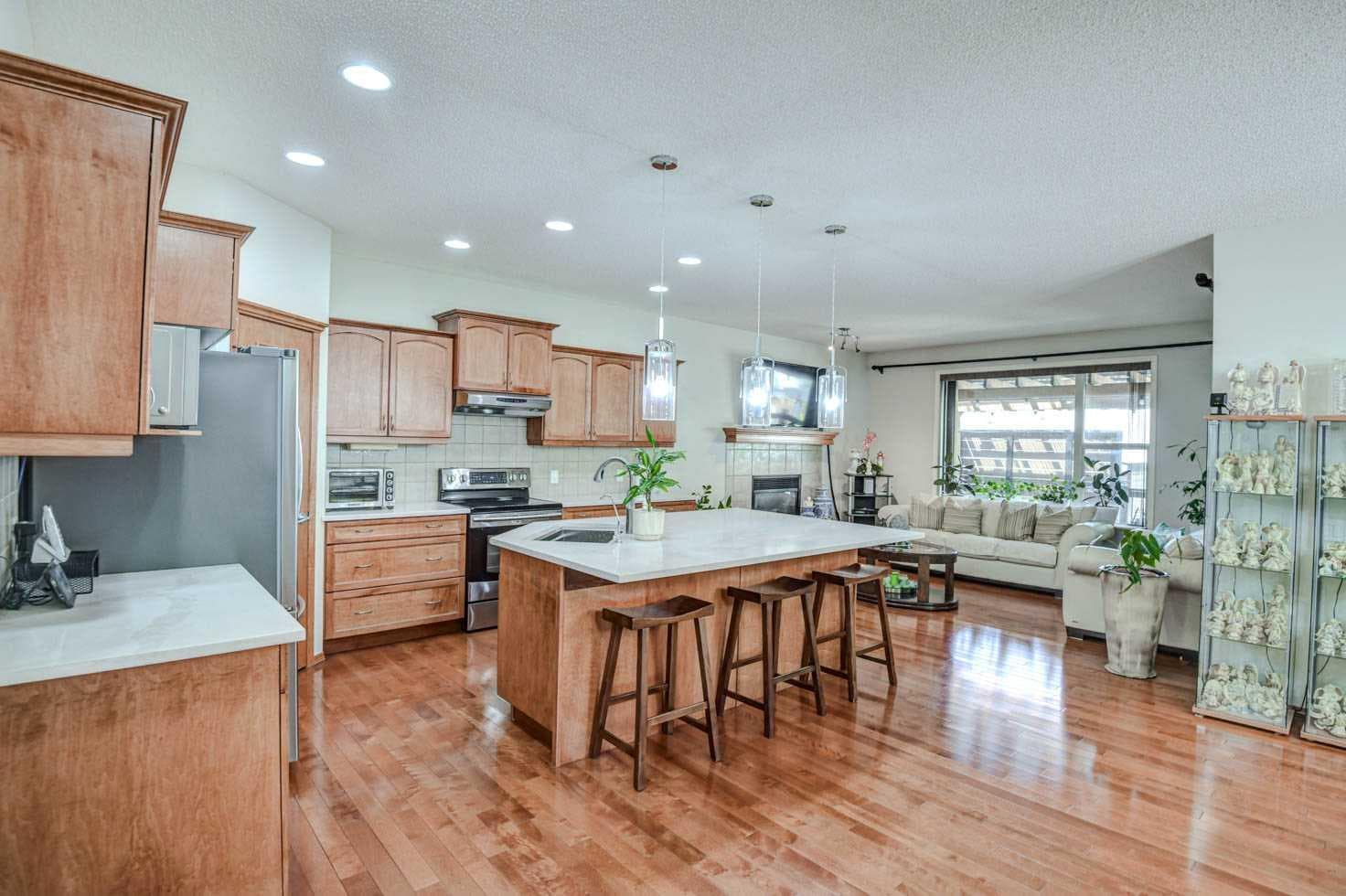 225 Chapala Drive SE