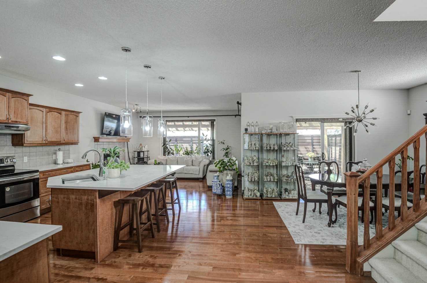 225 Chapala Drive SE