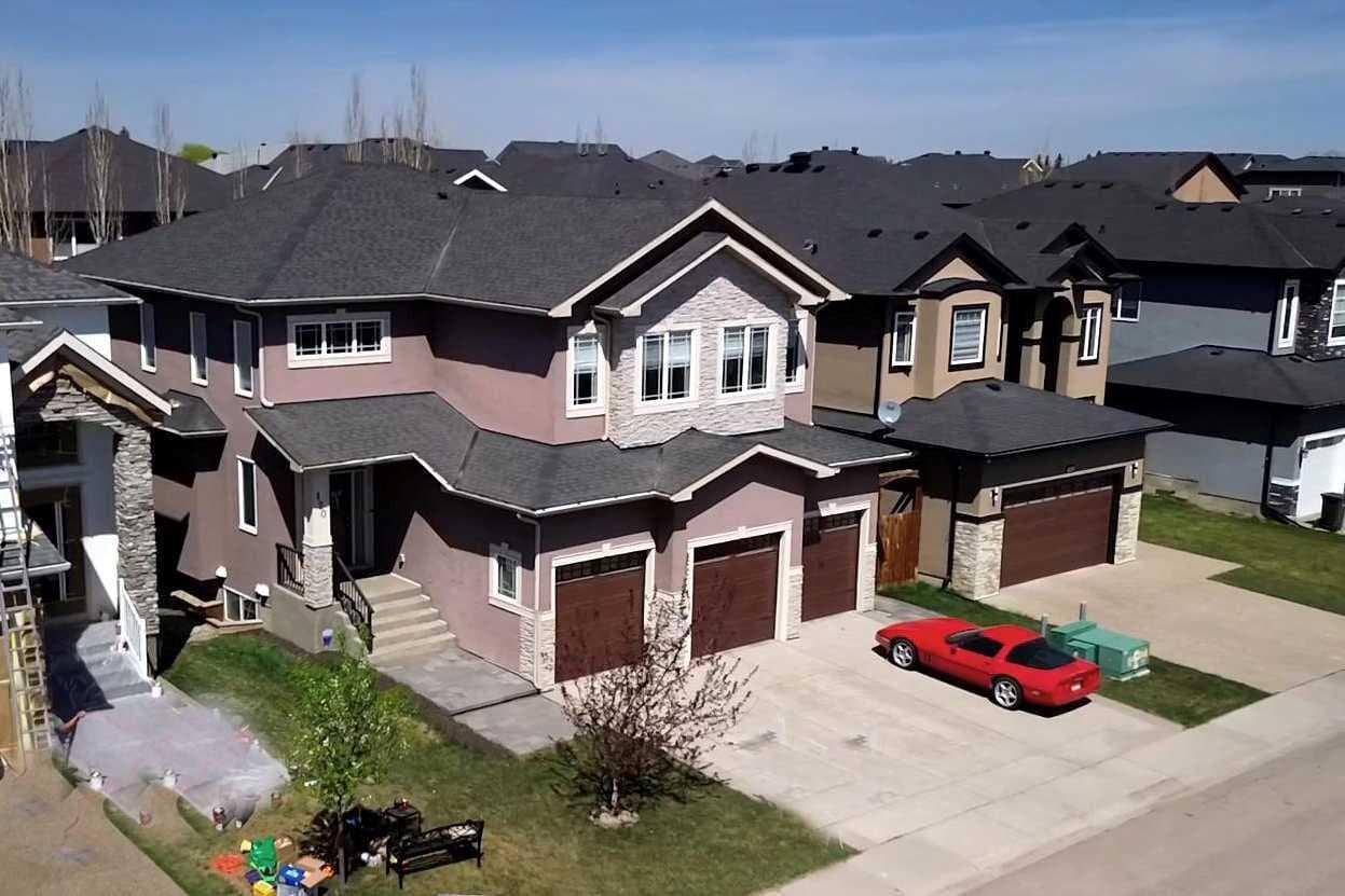 120 KINNIBURGH Circle 