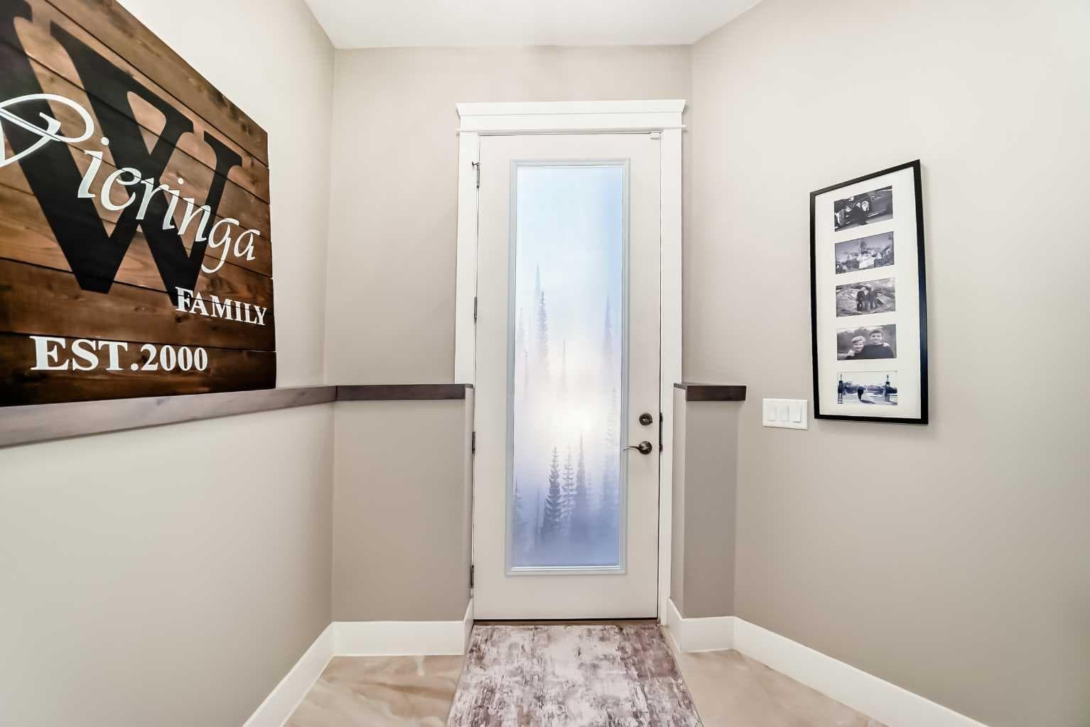 120 KINNIBURGH Circle 
