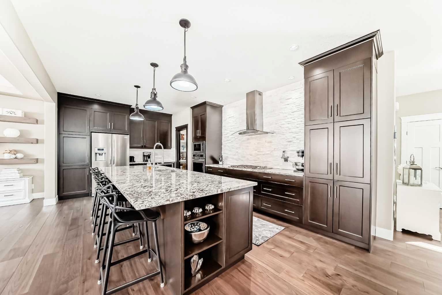 120 KINNIBURGH Circle 