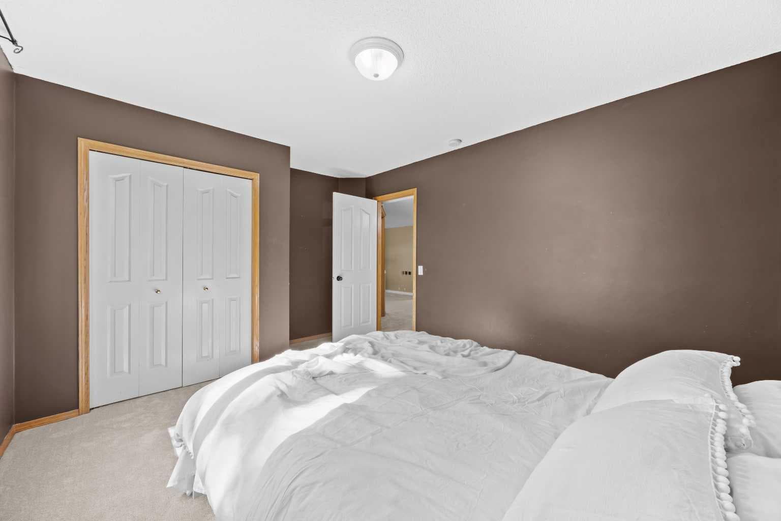 315 Rocky Ridge Bay NW