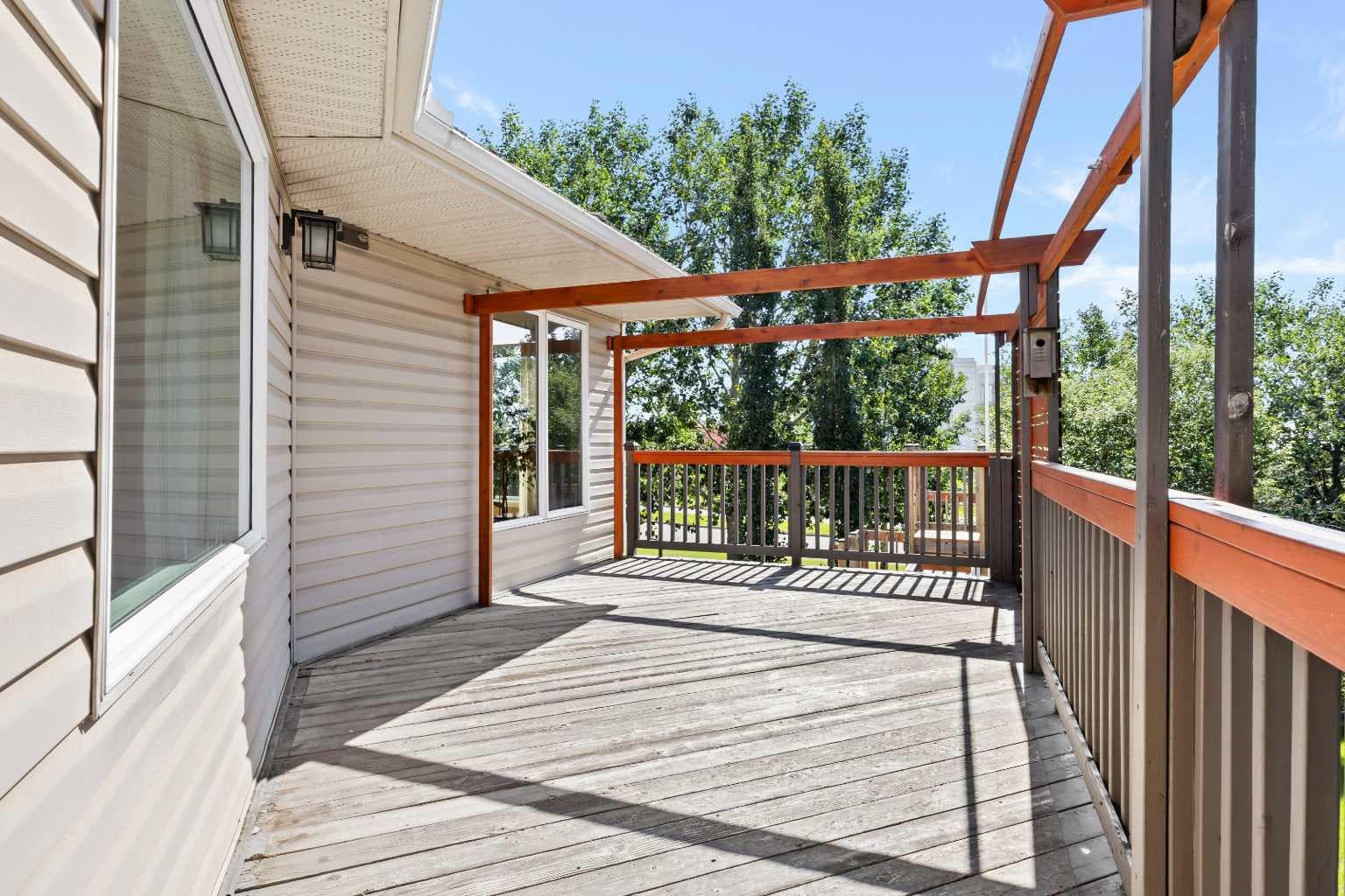 315 Rocky Ridge Bay NW