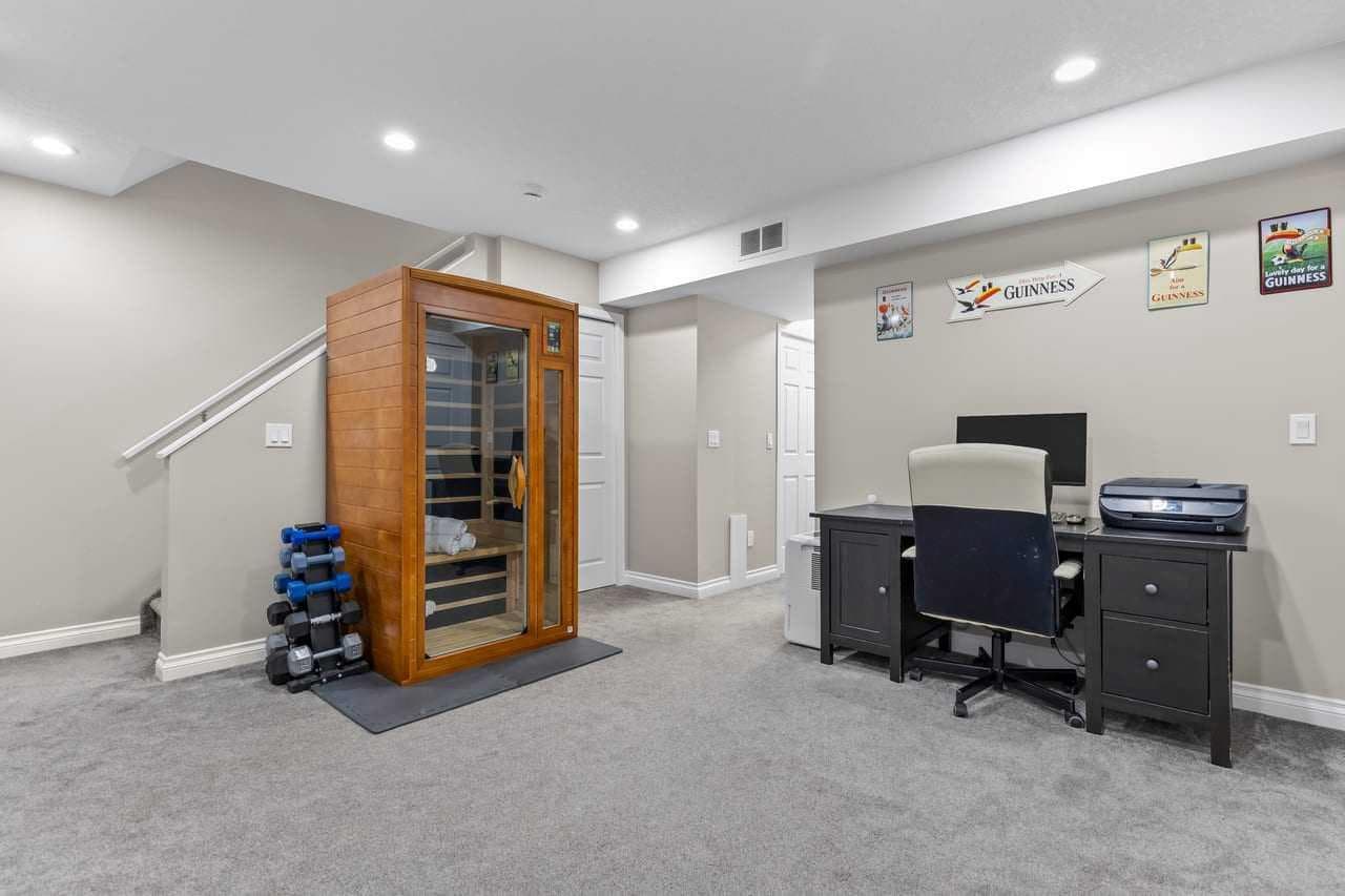 9 Citadel Point NW