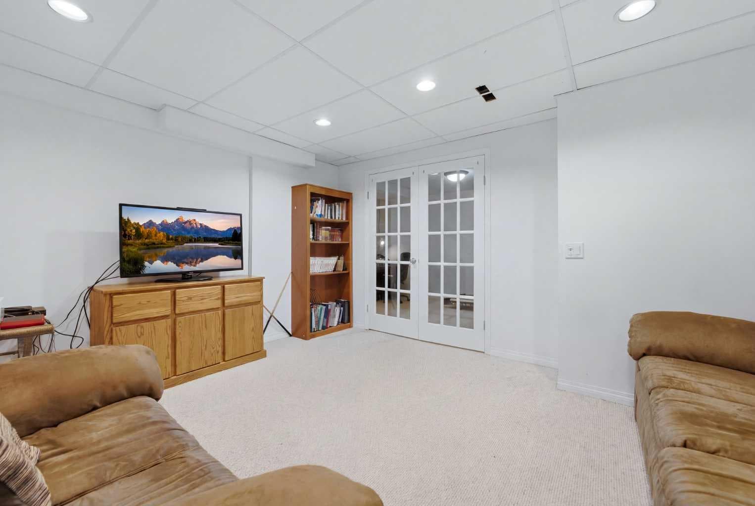 92, 388 Sandarac Drive NW