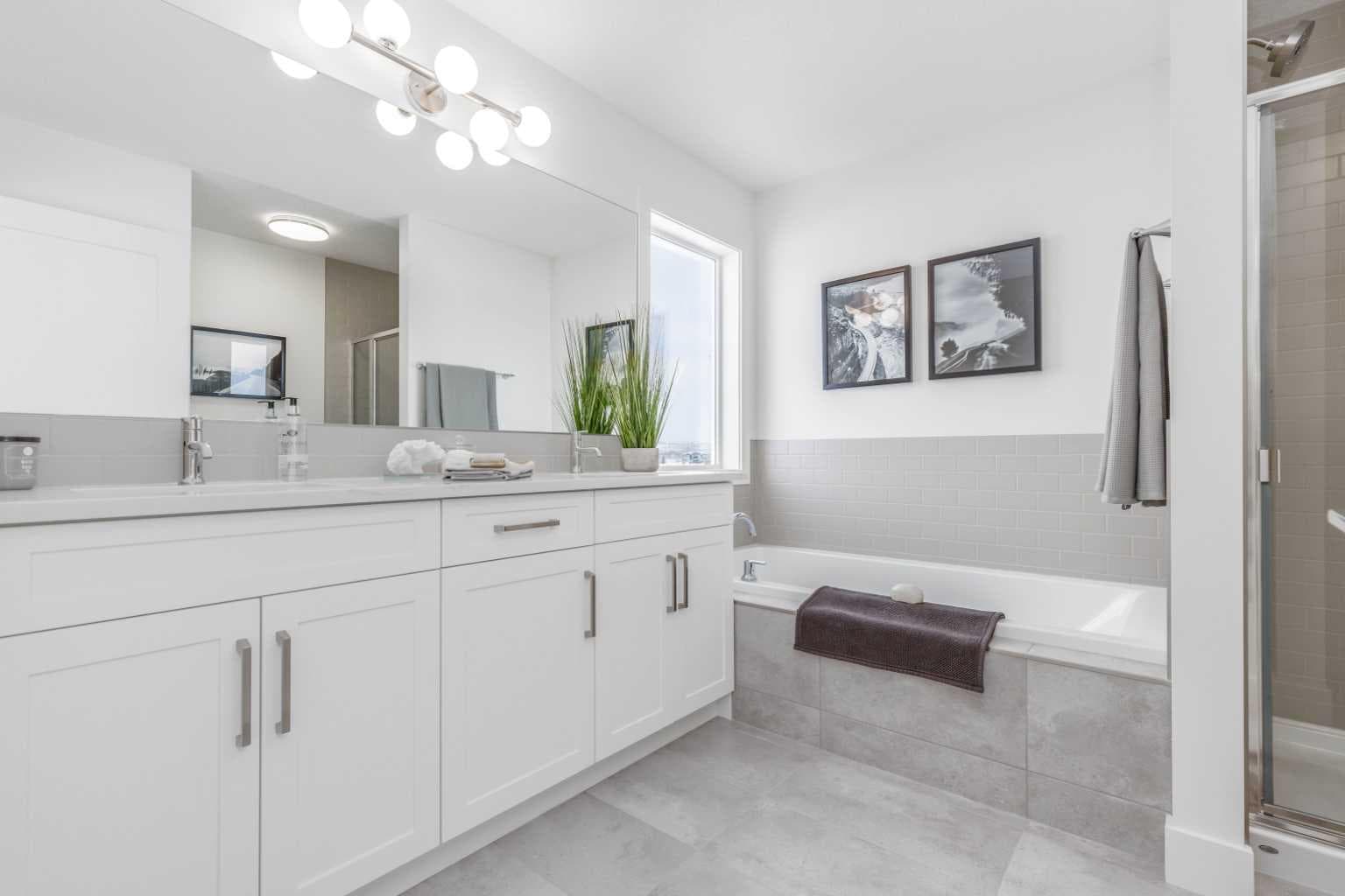 546 Rivercrest View 