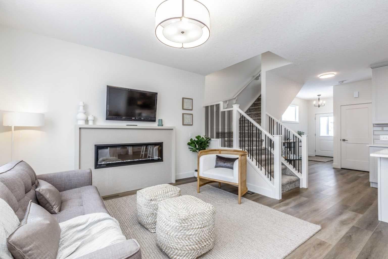 546 Rivercrest View 