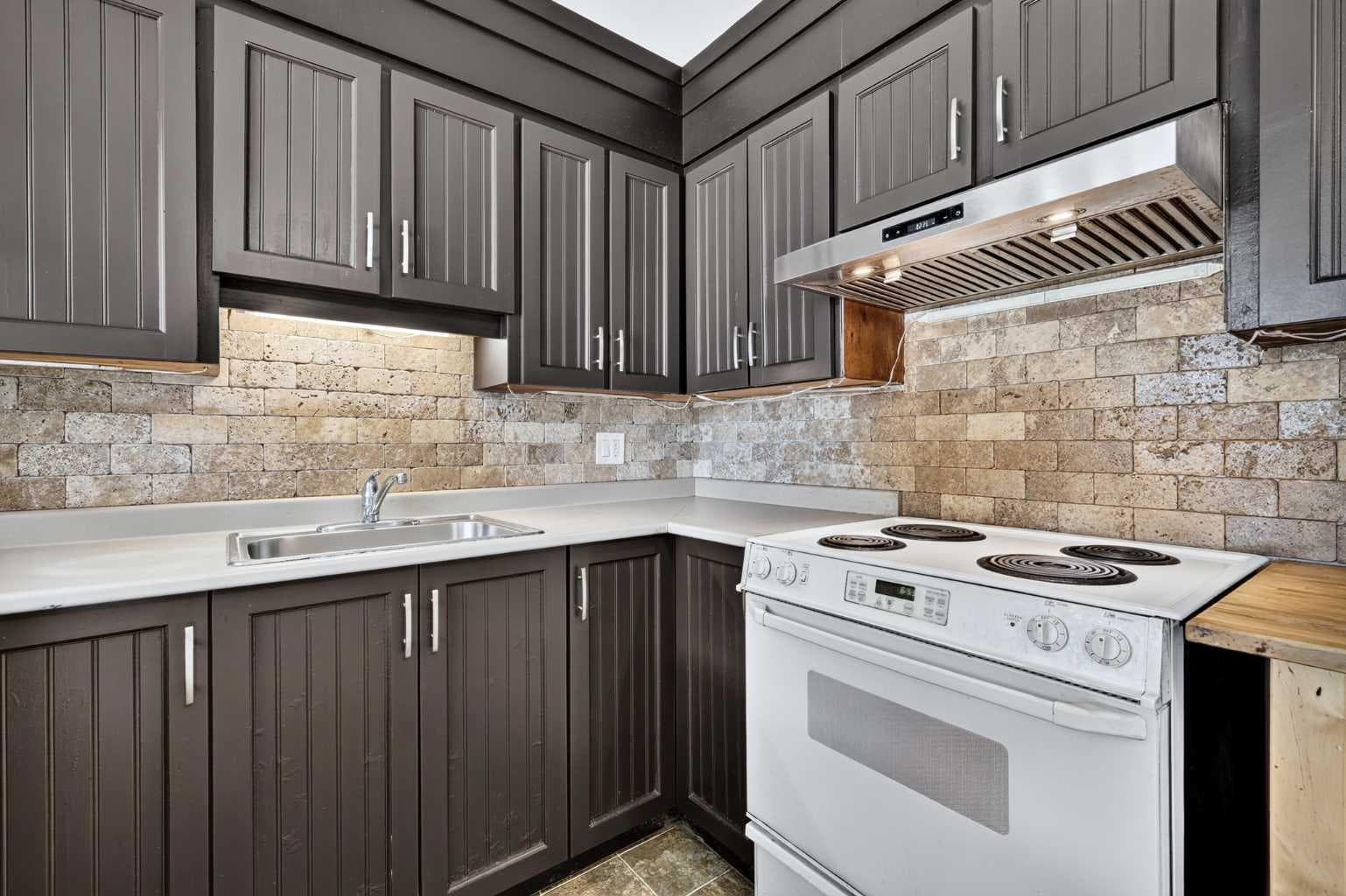 2018 Cottonwood Crescent SE