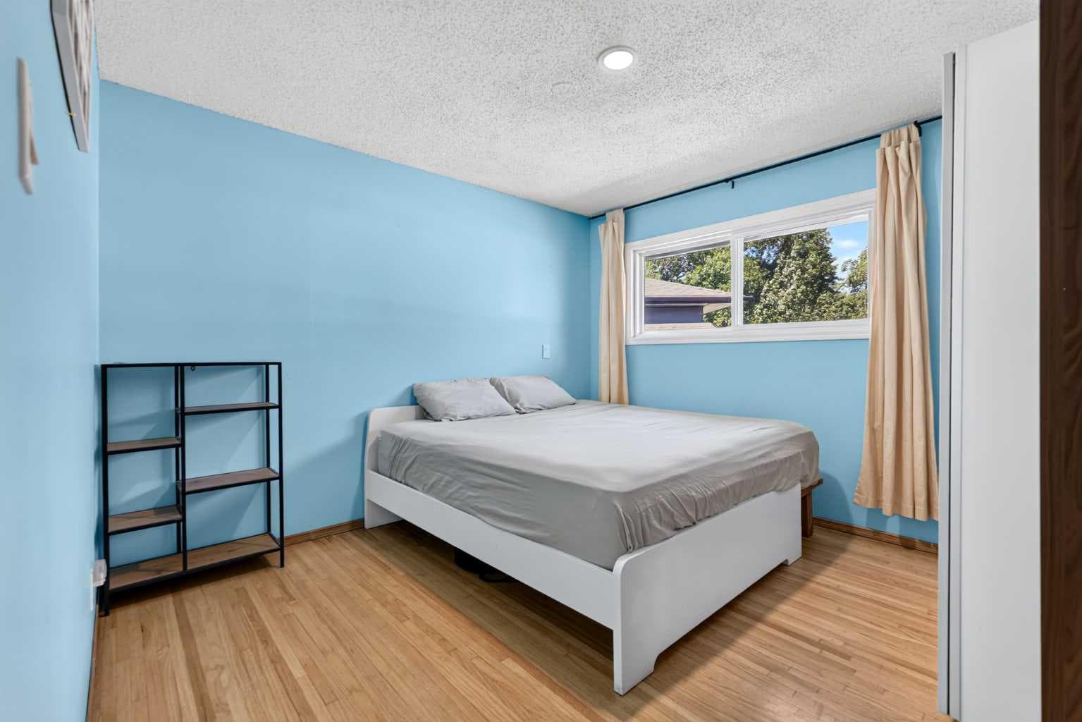 2018 Cottonwood Crescent SE