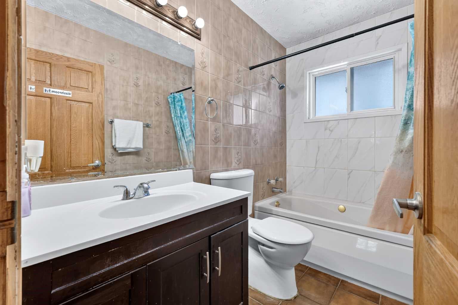2018 Cottonwood Crescent SE