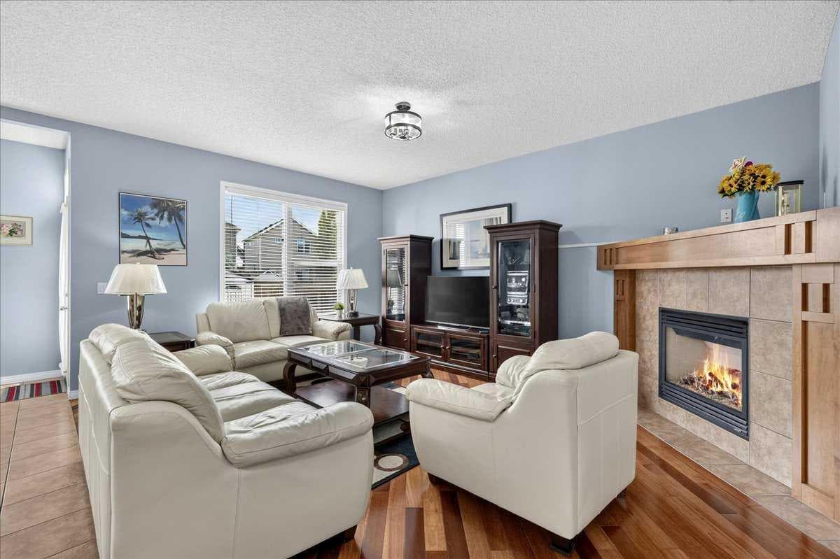 18 Copperstone Drive SE