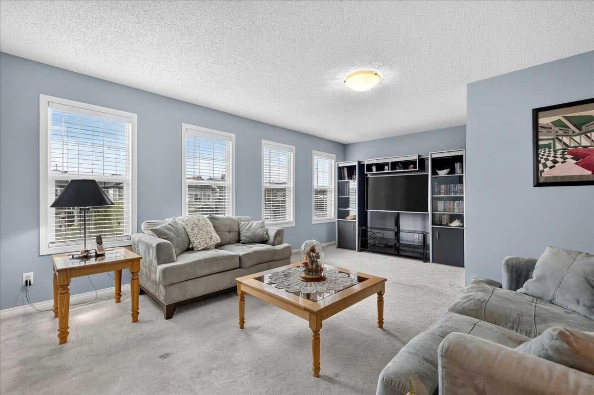 18 Copperstone Drive SE