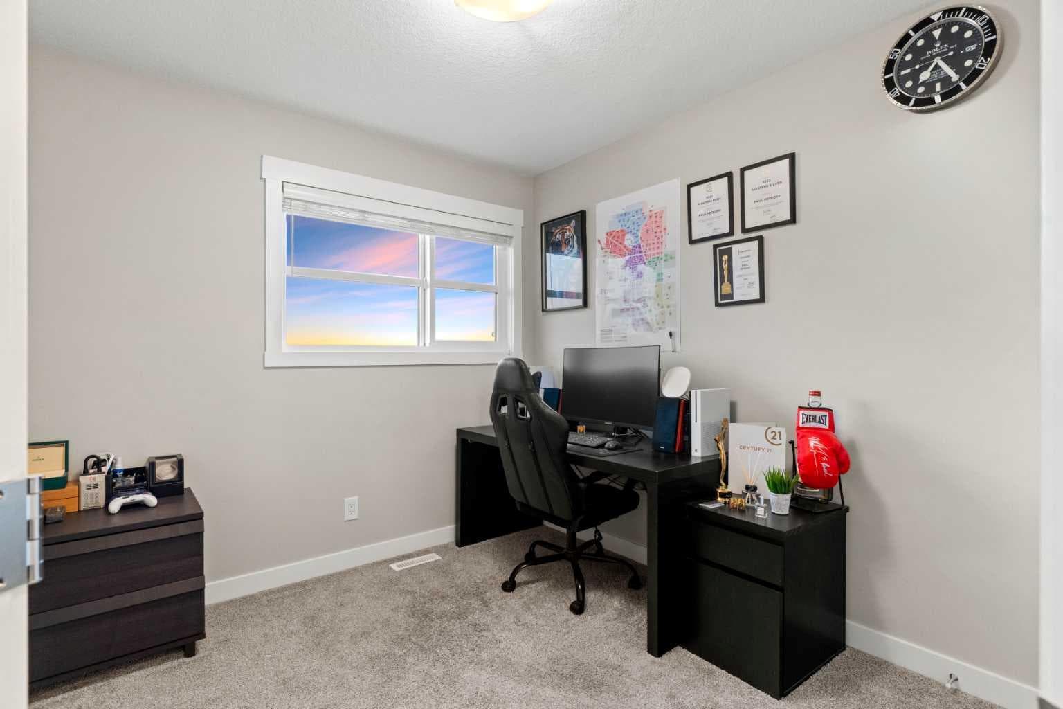 130 Skyview Circle NE