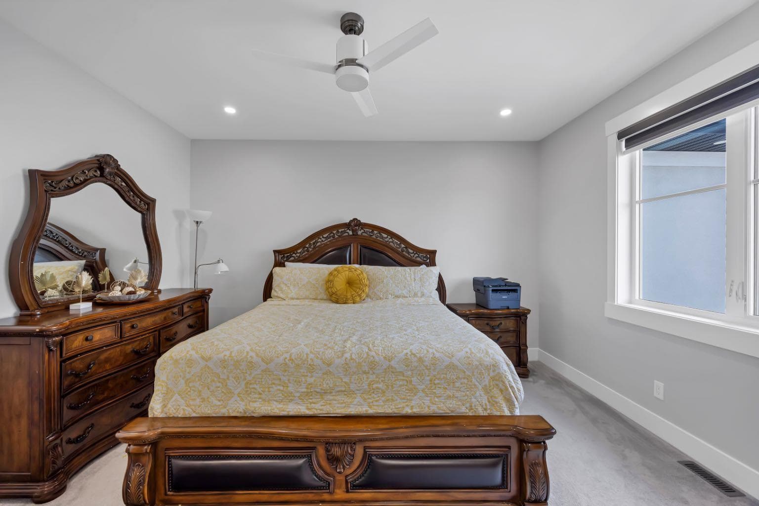 34 rockford Park NW