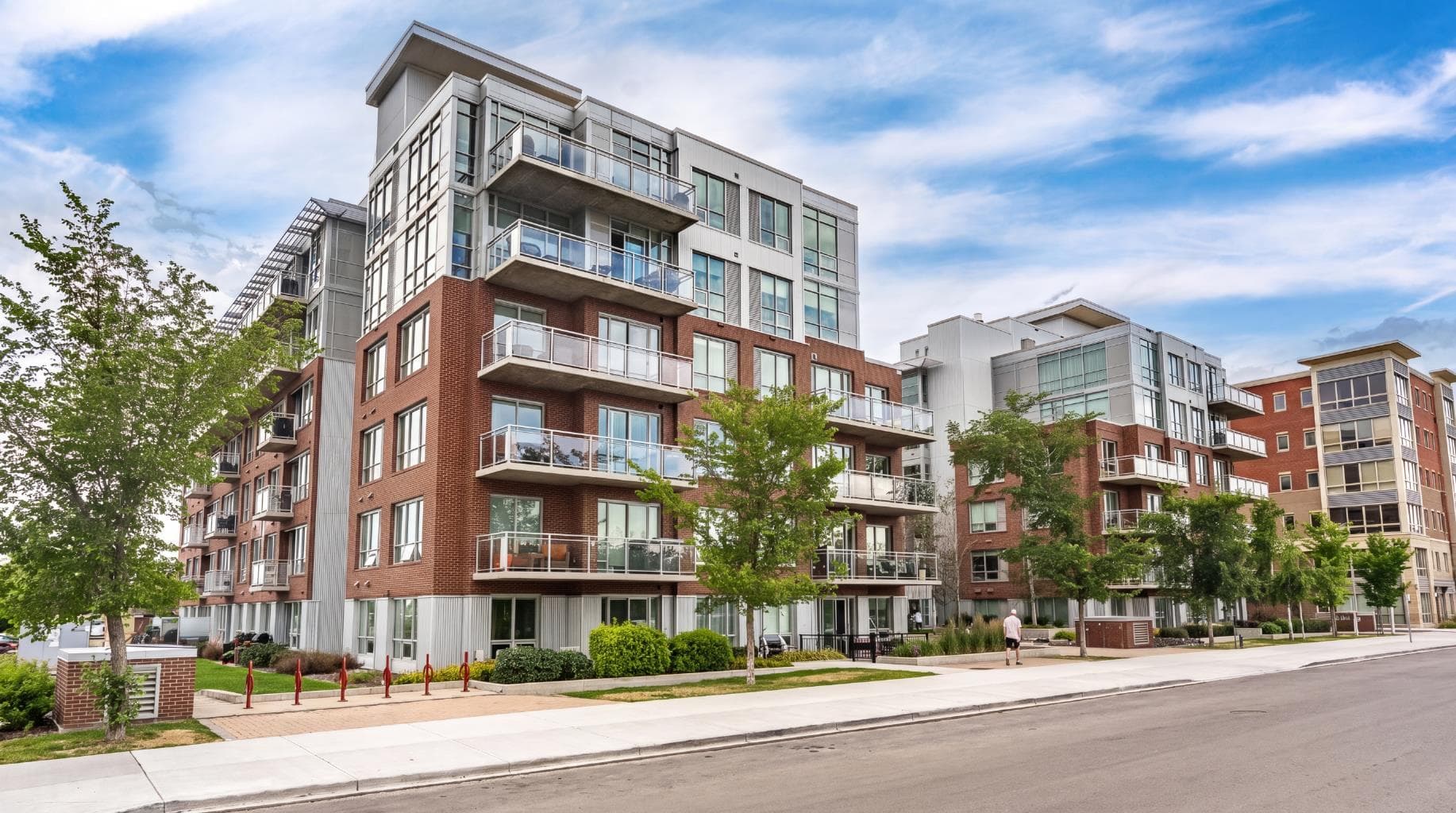 308, 63 Inglewood Park SE