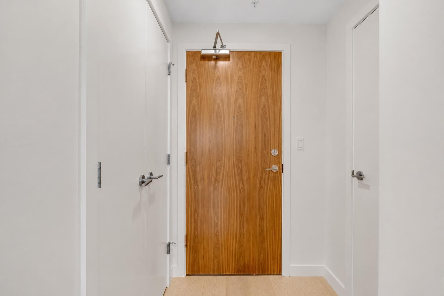 806, 118 Waterfront Court SW