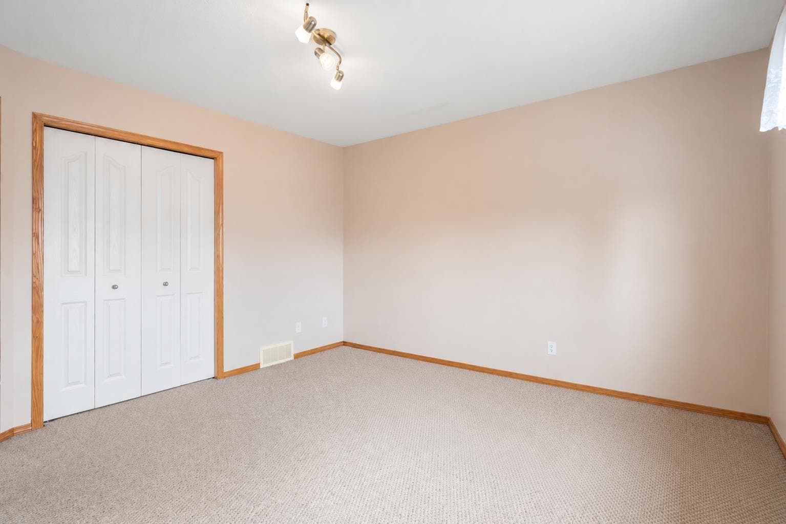 13 Saddlecrest Green NE